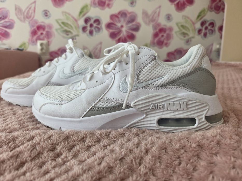 Дамски маратонки Nike