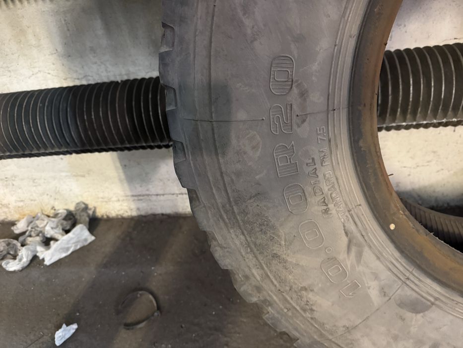 Шины 10 R20, полукарьерка