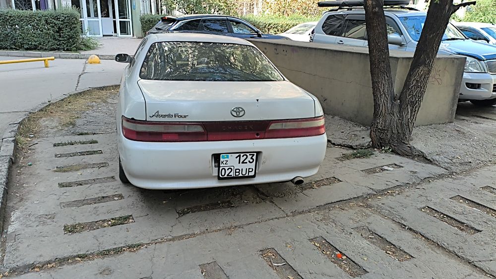 Toyota Chaser 90 2.5 полный привод.