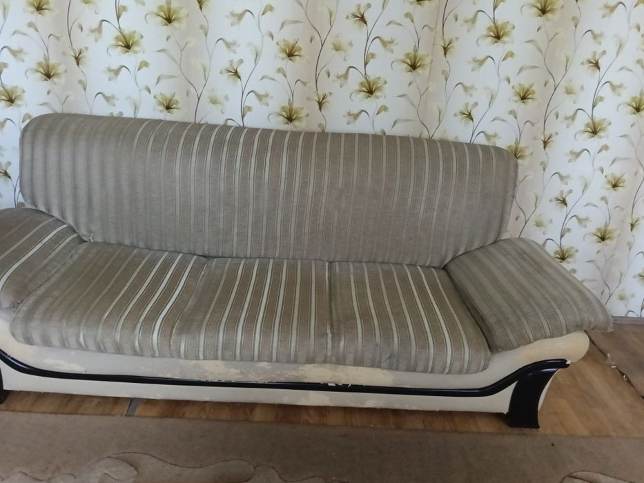 Мягкий уголок для гостиной