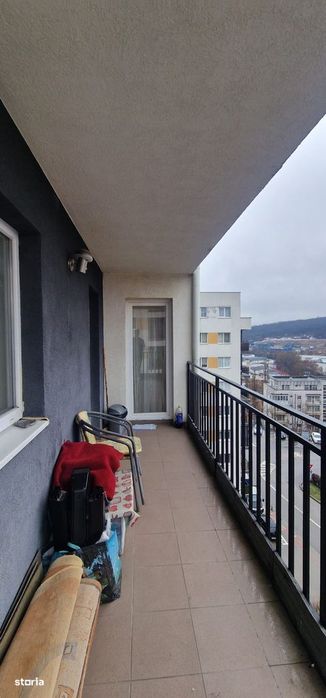 2 Incaperi, terasa de 8 mp, mobilat si dotat cu preluare de chirias — fotografia 3
