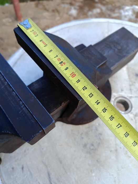 Английско менгеме - 18 кг. "Rekord" отлично състояние
Доставка с еконт