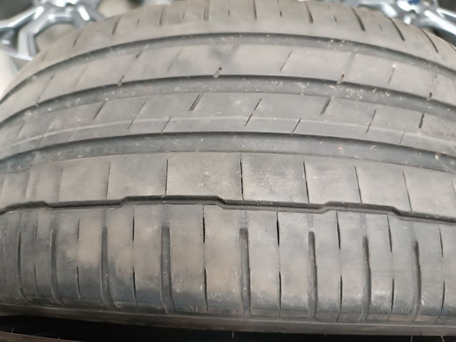 Anvelope Vara 235 45 20 Hankook dot2023