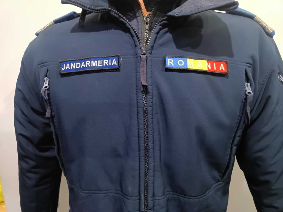 uniforma geaca  SOFTSHELL iarna jandarmerie masura L ,M,S