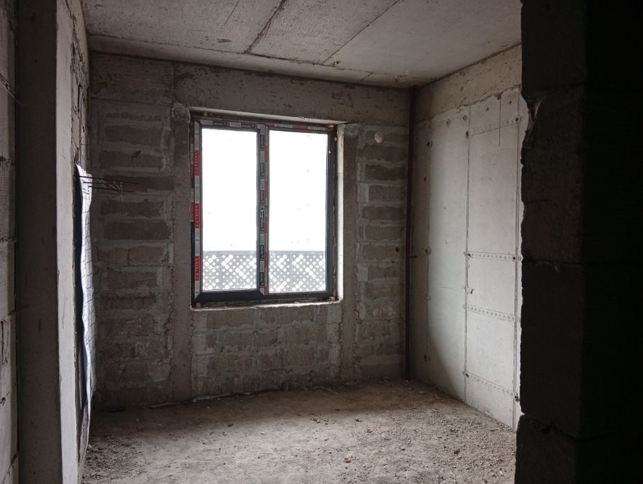 Янги бозор оркаси ИСФАН дом Асака банк 10 этаж каробка. Дом 13 этажли