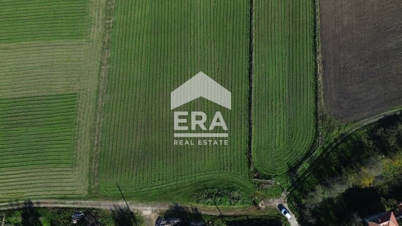 Голям урегулиран поземлен имот за продажба, с ПУП и одобрен проект за