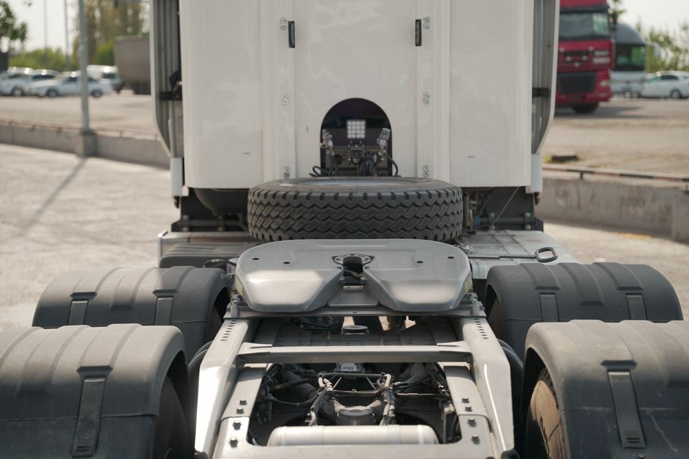 Howo - T7H 6×4 CNG