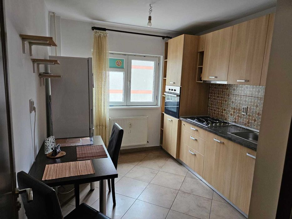 Inchiriez ap. 3 camere decomandate, Mosilor, 2 bai, 3 min Metrou Obor