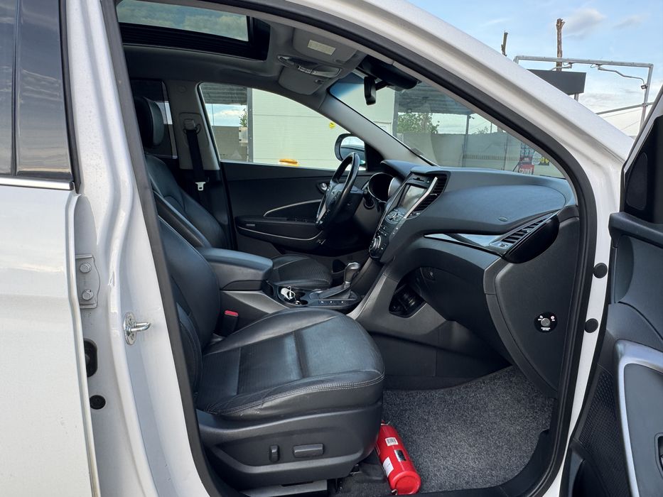 Hyundai Santa Fe Automat/4x4/panorama/keyless/camera/piele/rate/garantie