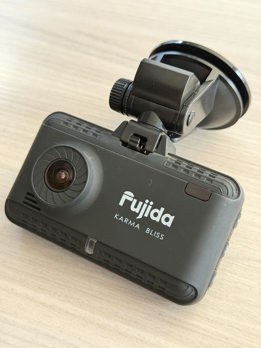 Видеорегистратор Fujida
