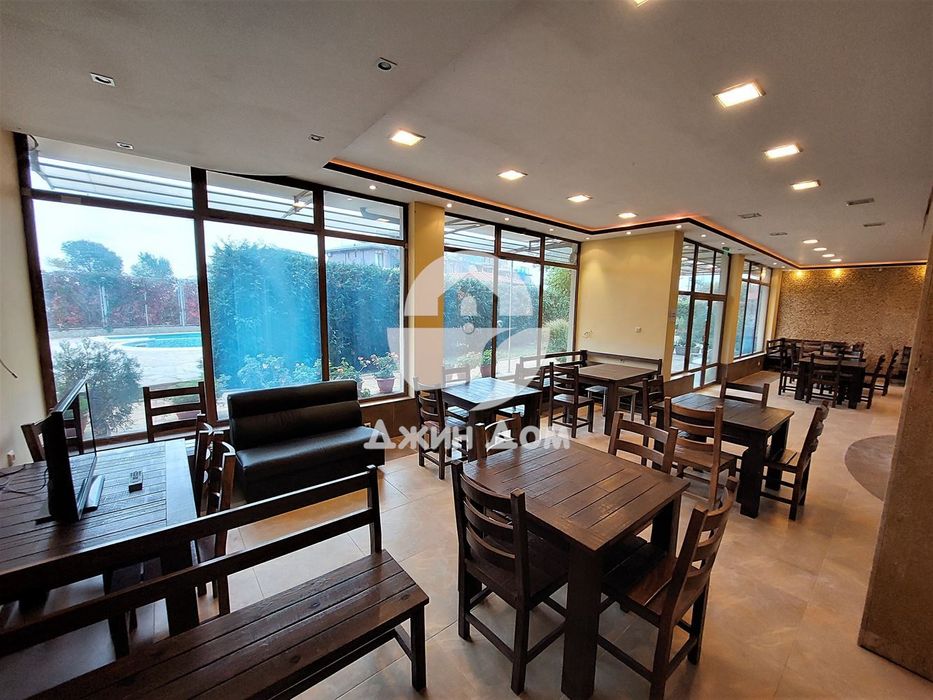 Продава се Заведение в Черноморец - 192 кв.м за 1042 €/кв.м - Снимка #9