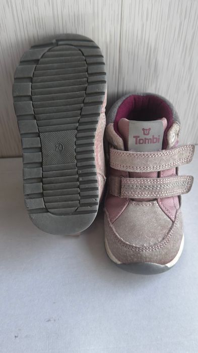Продам полуботинки для девочки