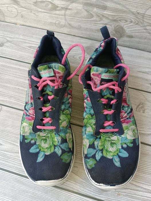 Skechers N 39 маратонки
