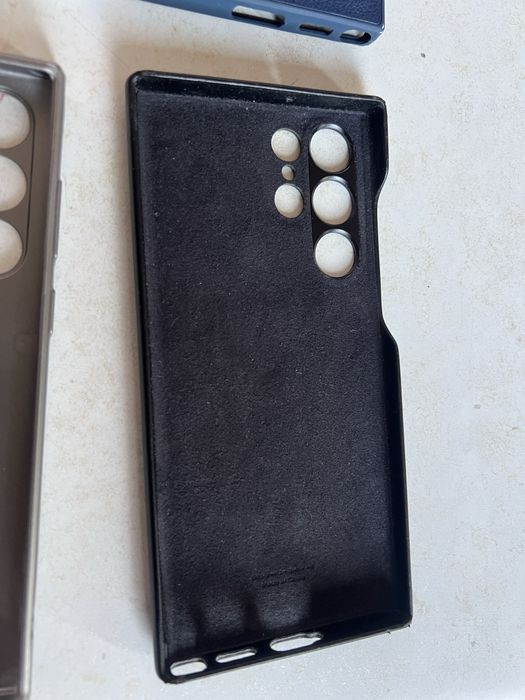 Samsung s22 ultra чехоллари. Холати зўр. Хаммасини бирдан сотилади