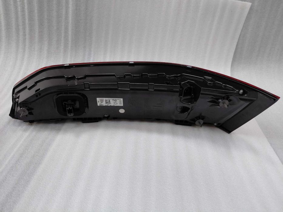 4M0945075B Нов LED Ляв Стоп Audi Q7 SQ7 4M Facelift