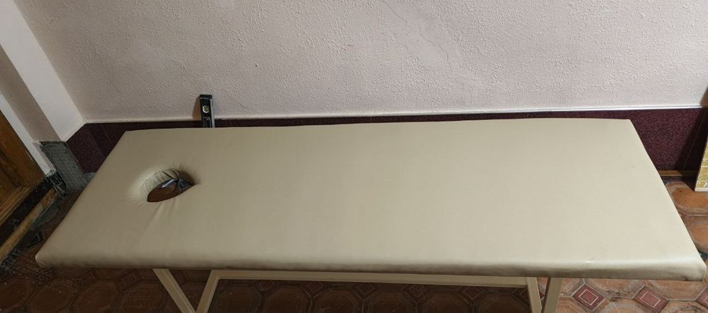 Массажный стол кушетка.