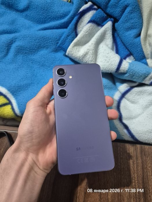 СРОЧНО!!! ПРОДАЮ Samsung S24 Plus 12/256 + Зарядка оригинальная 25W