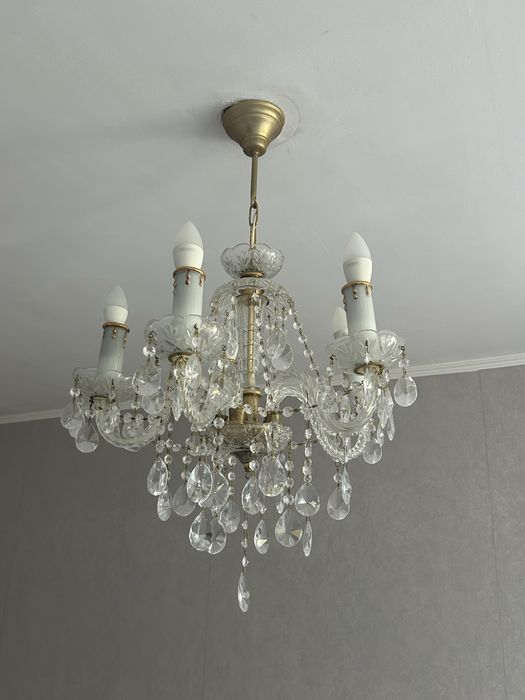 Продаю люстру за 4500