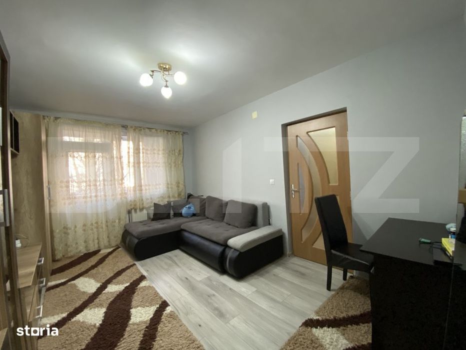 Apartament 2 dormitoare, etaj 1,  Decebal, loc de parcare