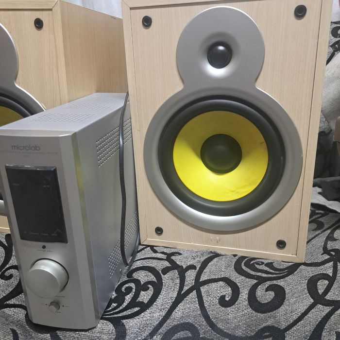 Microlab Pro 3 в идеальном состоянии