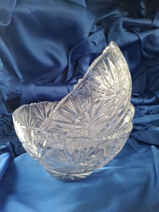 Хрустальные вазы