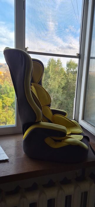 Детское авто кресло