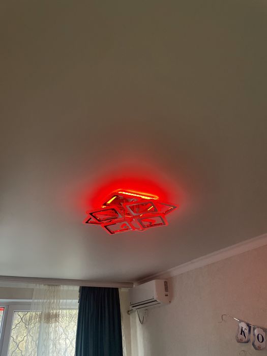 Продам диодувую люстру