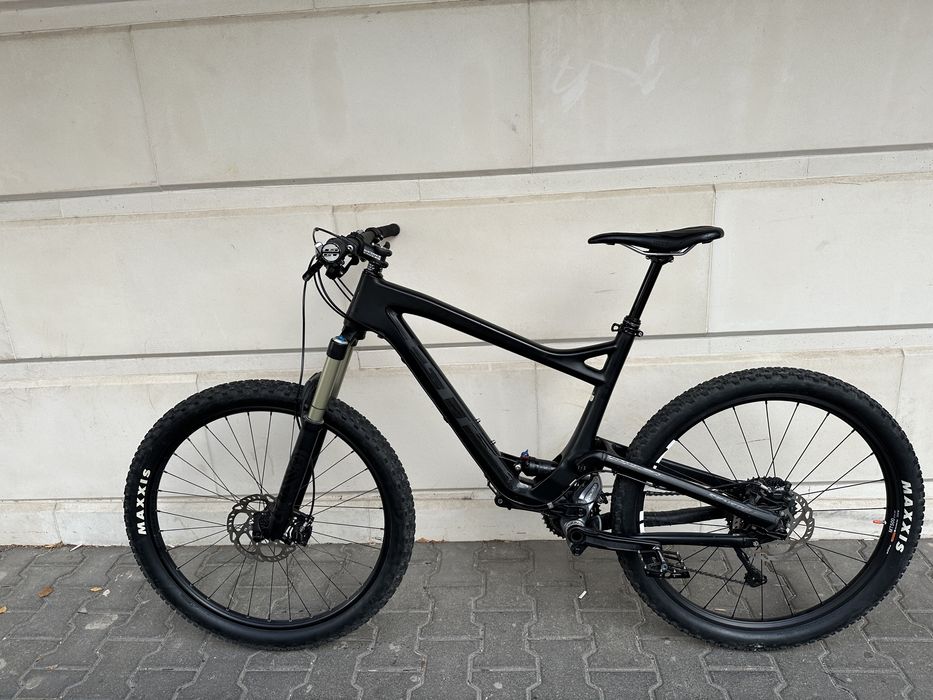 GT sensor 27.5 карбонов велосипед / колело