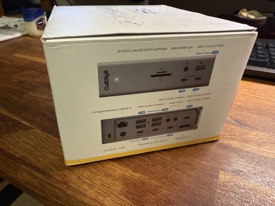 CalDigit TS4 Dock Thunderbolt 4