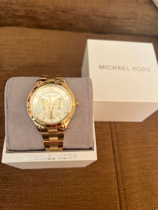 Златен часовник Michael Kors - MK6588