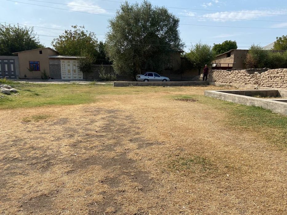 Chiroqchidan Hovli sotiladi