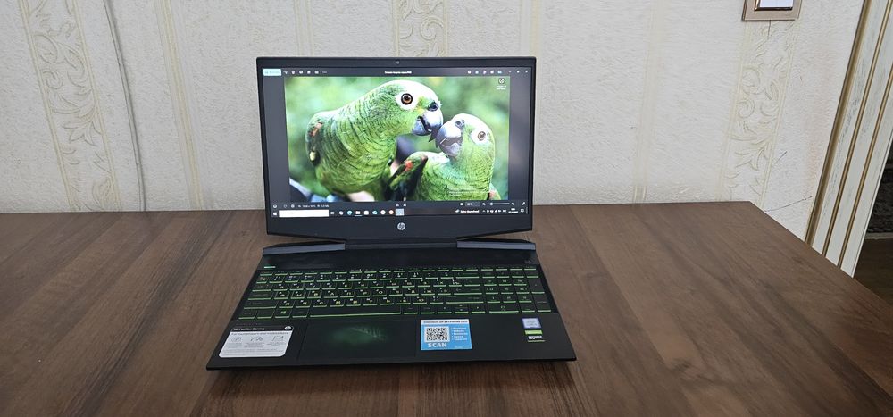 Продам ноутбук laptop  HP Pavilion gaming