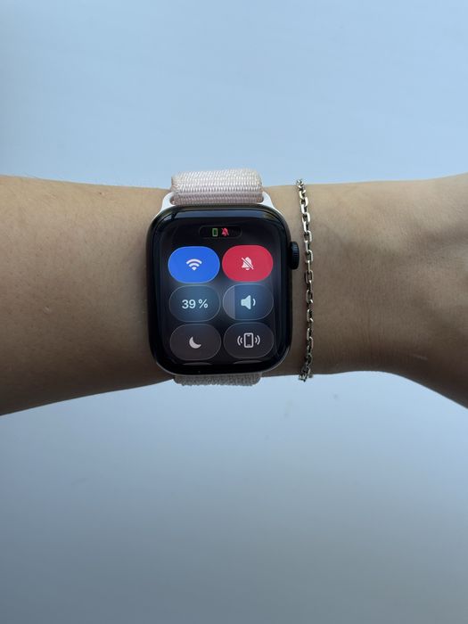 Продам часы Apple Watch