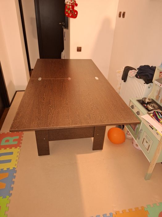 Vând masă transformer 800x800x450