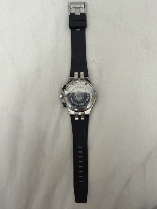 Наручные часы EDOX