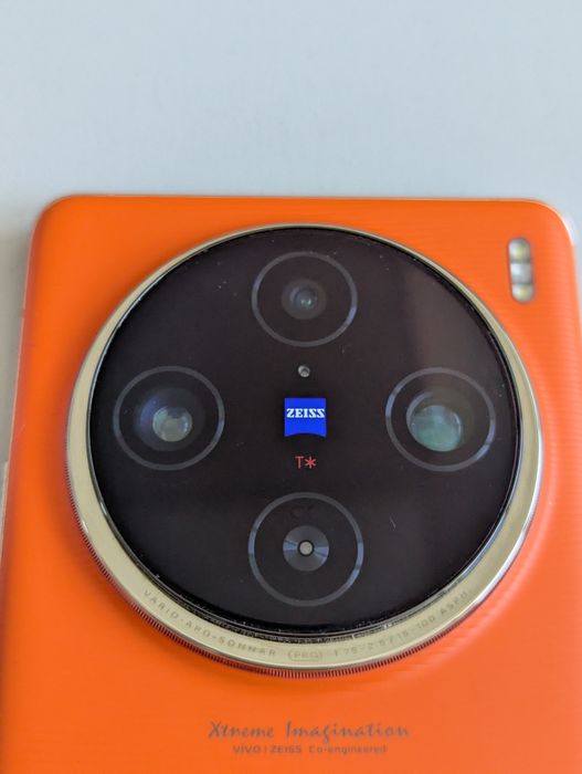 Vivo X100 Pro 16 GB RAM / 512 GB ROM (отличен)