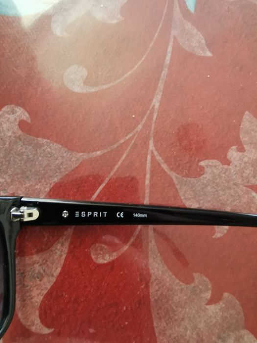 Оригинални слънчеви очила Esprit