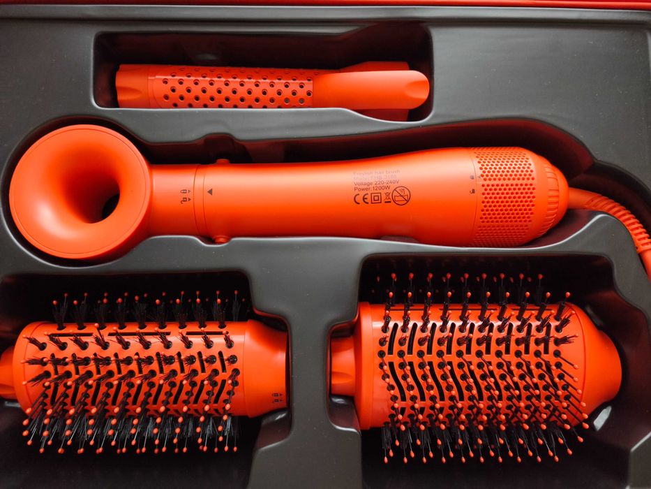 Йонен сешоар Freylish 4 в 1