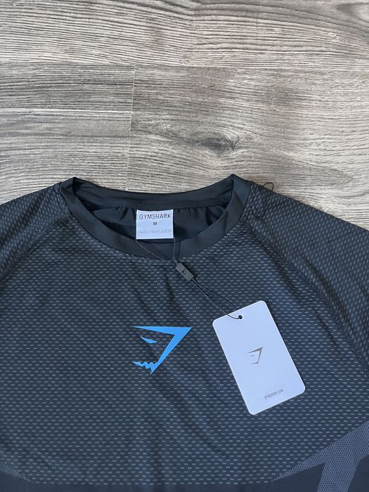 Gym shark onyx compression shirt
