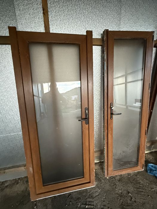 Usi Termopan cu toc