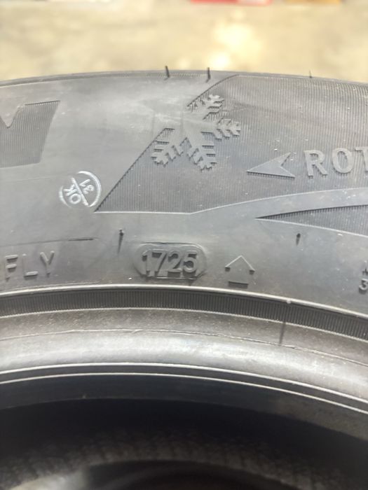 Anvelope Iarna SAILUN 215\65R16