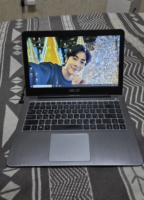 Офисный ноутбук Asus 4гб озу