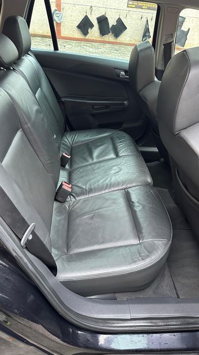 Schimb Opel Astra H break Opc Line