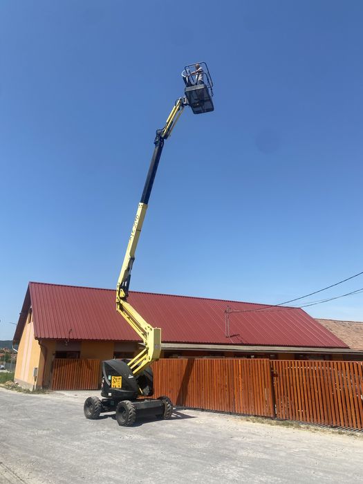 De vanzare sau da inchiriat nacela cu brat articulat