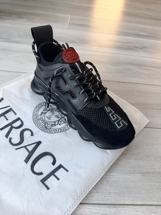 Papuci versace chain reaction