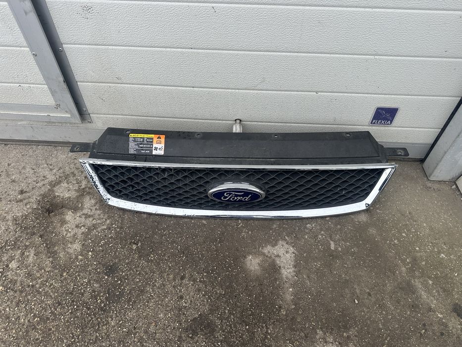 Решетка/Маска за Форд Фокус C max 2003-2008г.!