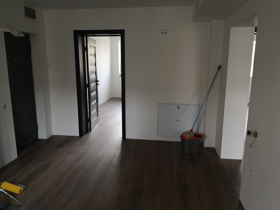 Vand apartament 3 camere 70 mp