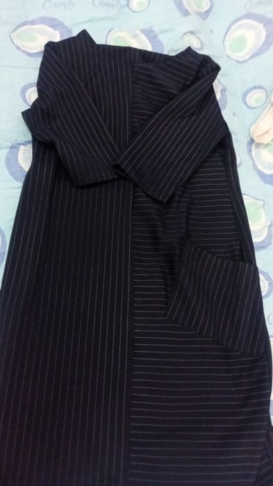 Продам платья  разные