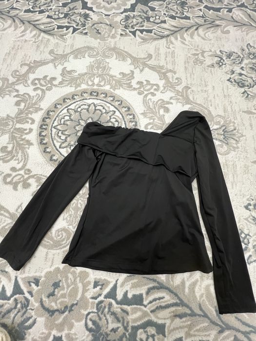 Женская одежда.