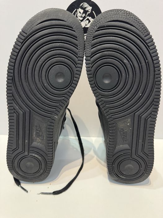 Маратонки NIKE AIR FORCE 1 .Номер 42.5